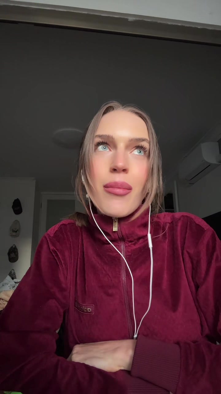 @Zoe
