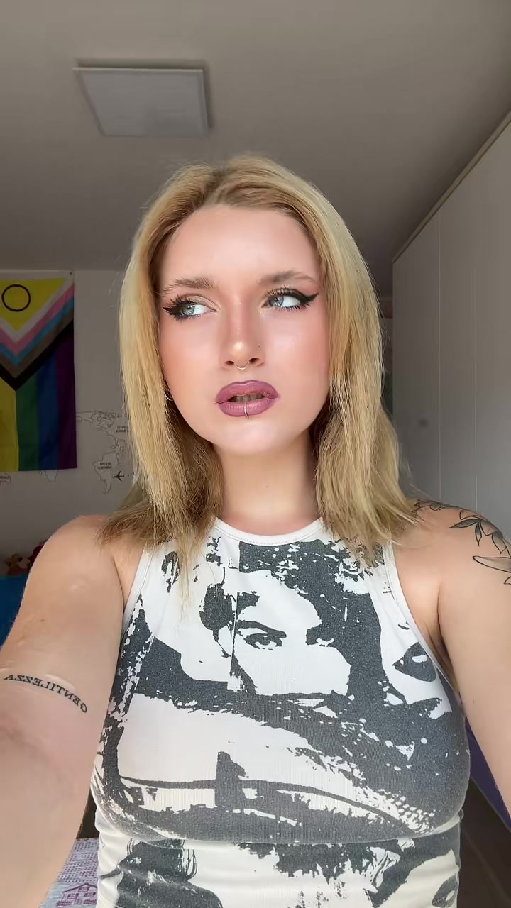 @Ilaria