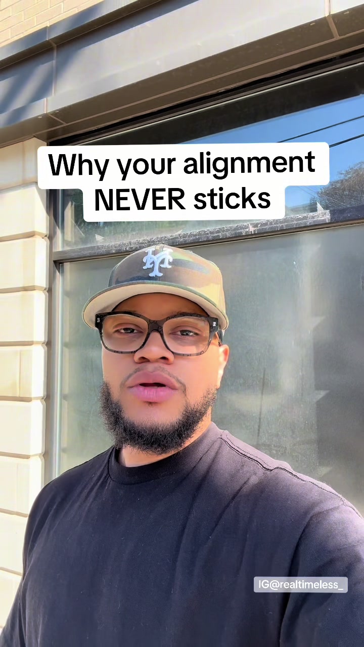 @drewknox