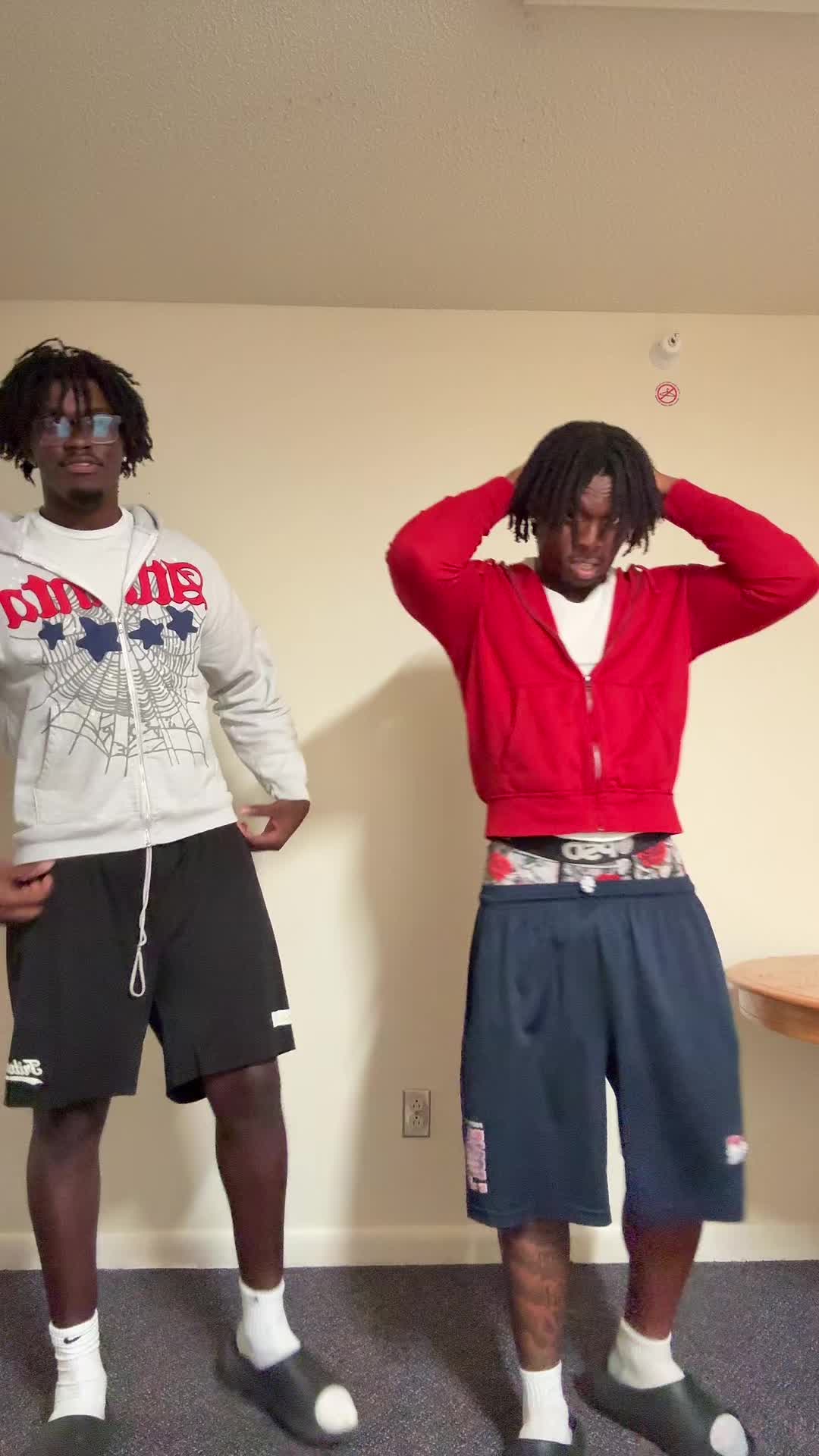 @J5🚶🏽♂️