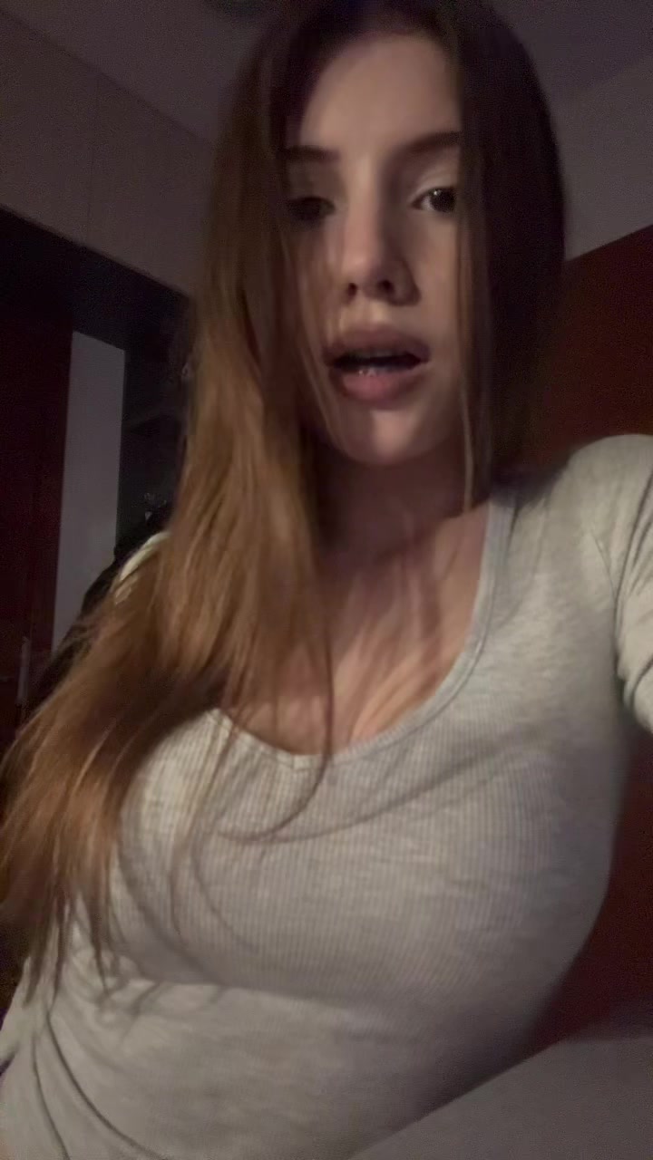 @lilly_maxach