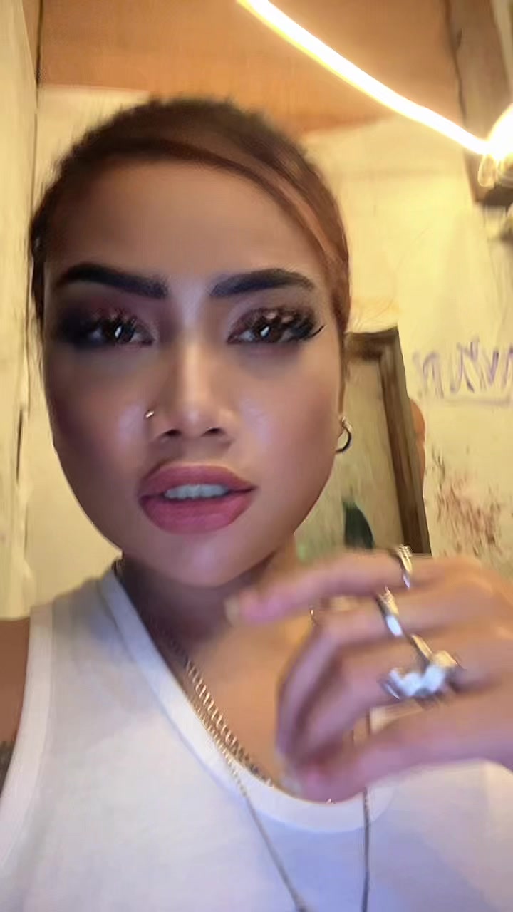 @⚜️
