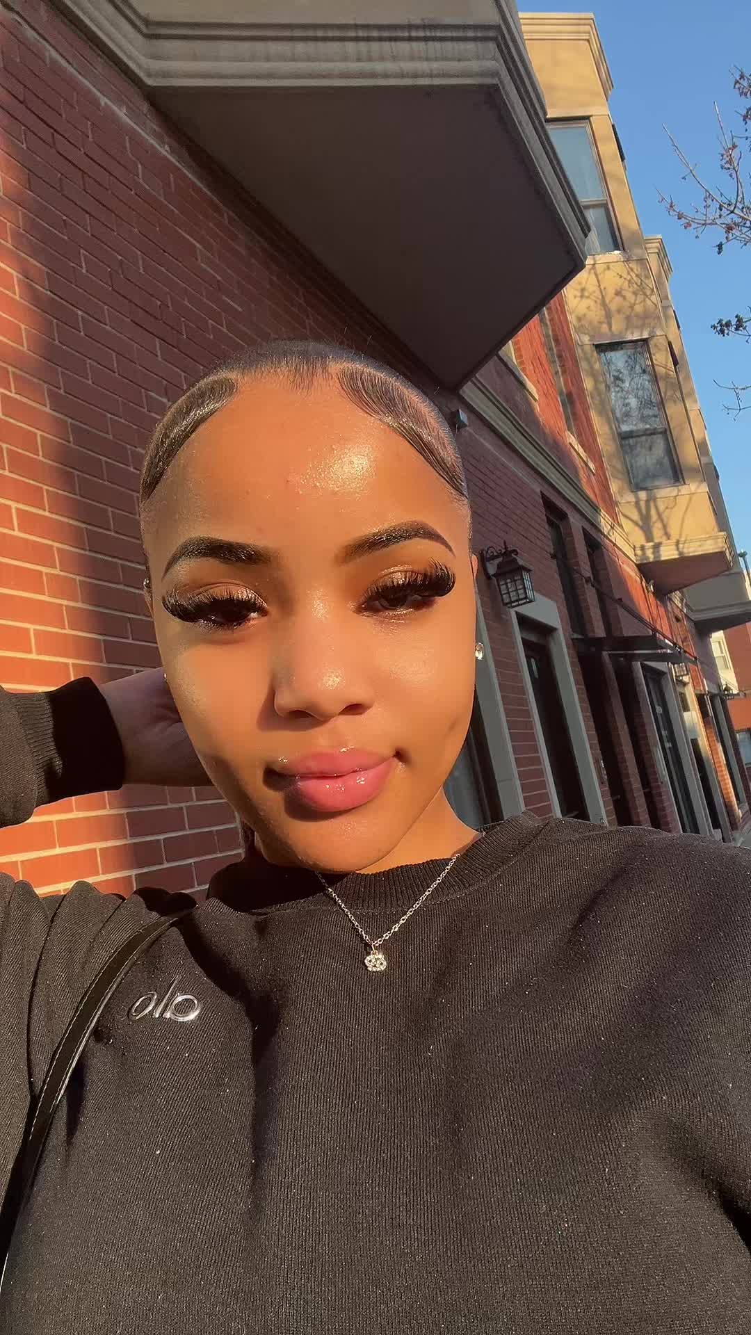 @🦢