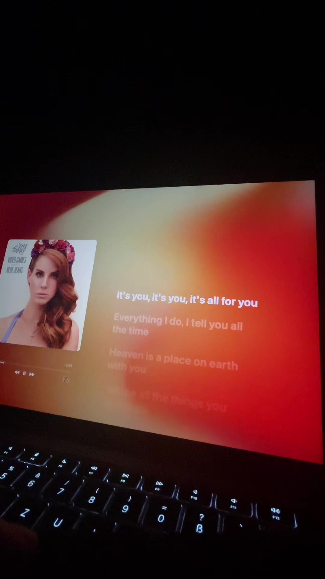 @lyrics_lens0