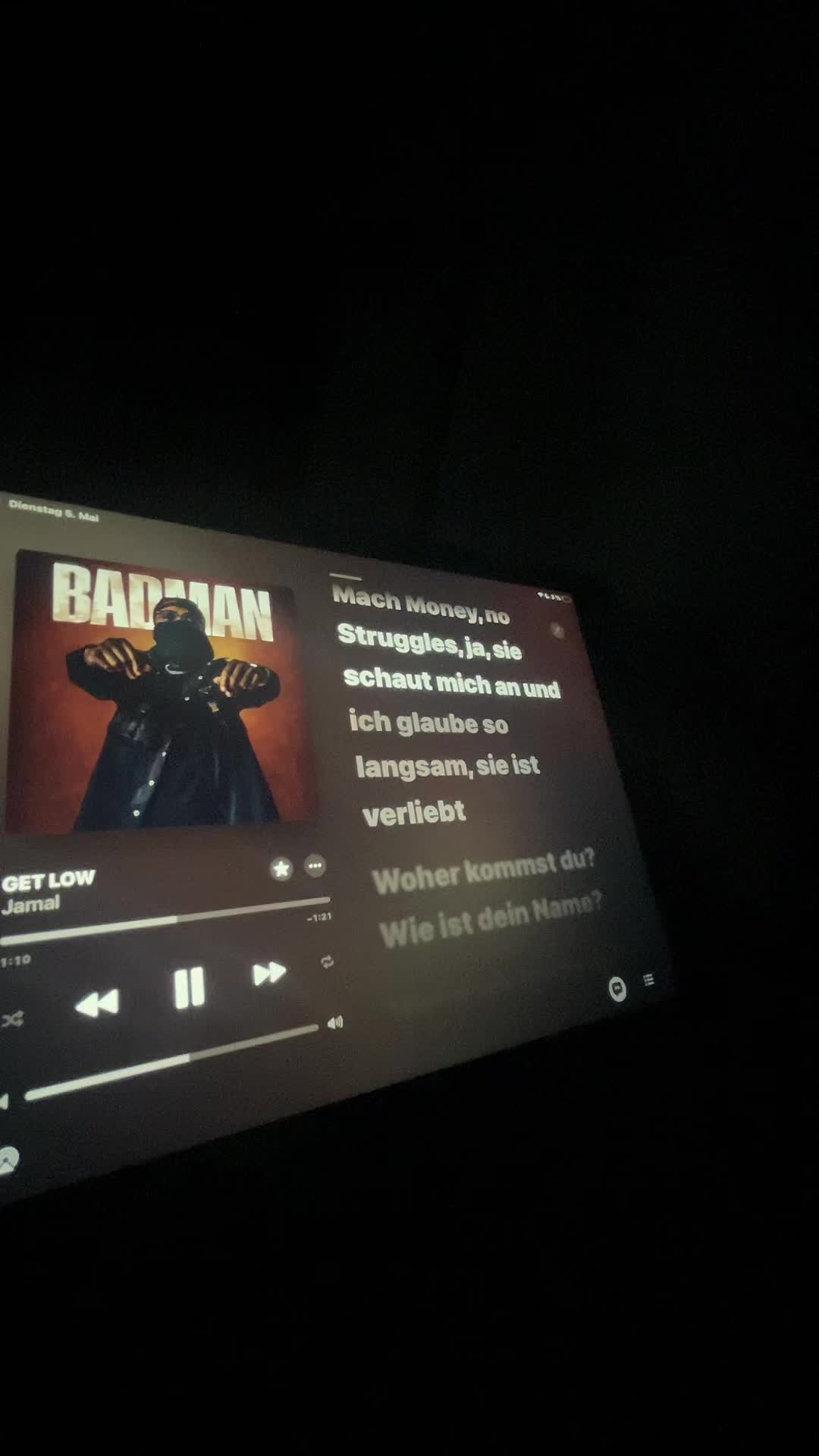 @Applemusik_Lyrics.