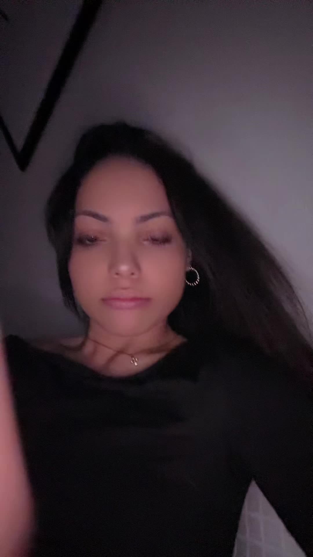 @Nia