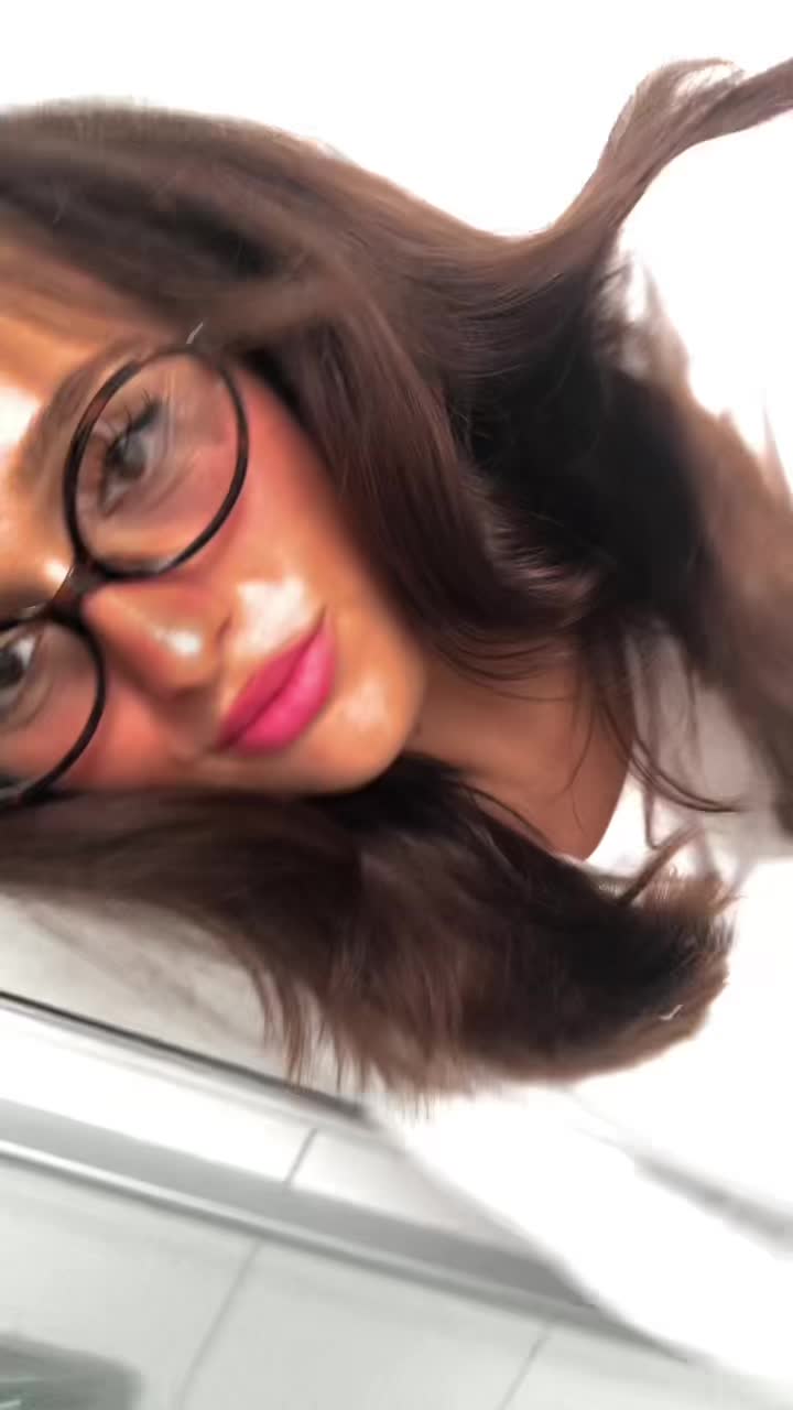 @Vanessa