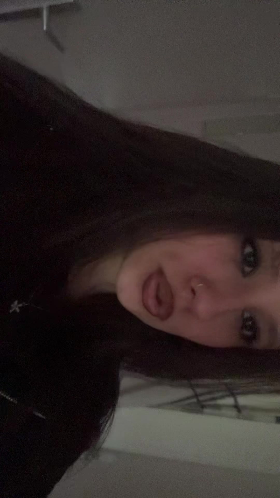 @♱