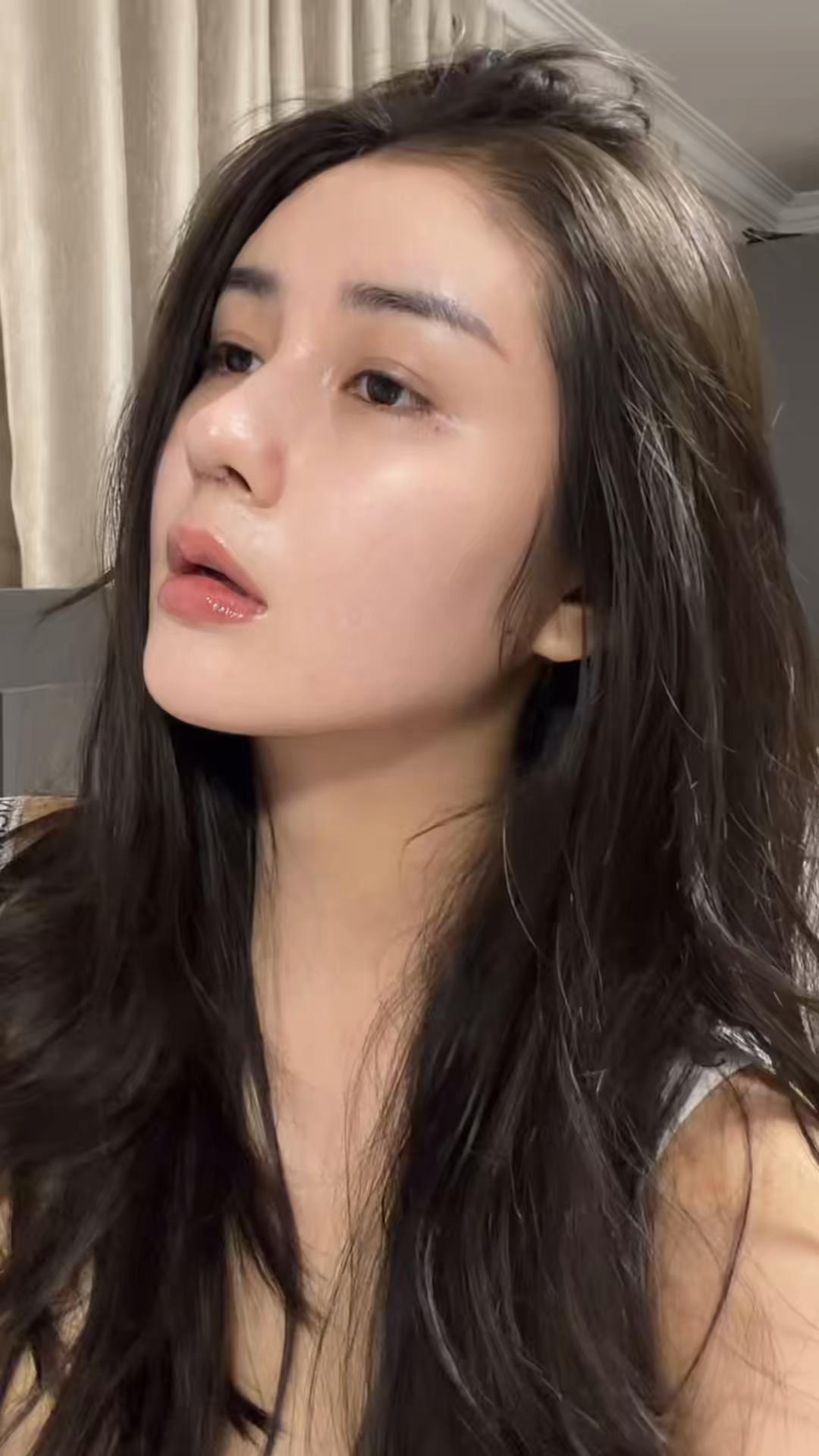 @Mei li ๐ฐ๐ญ๐จ๐ณ