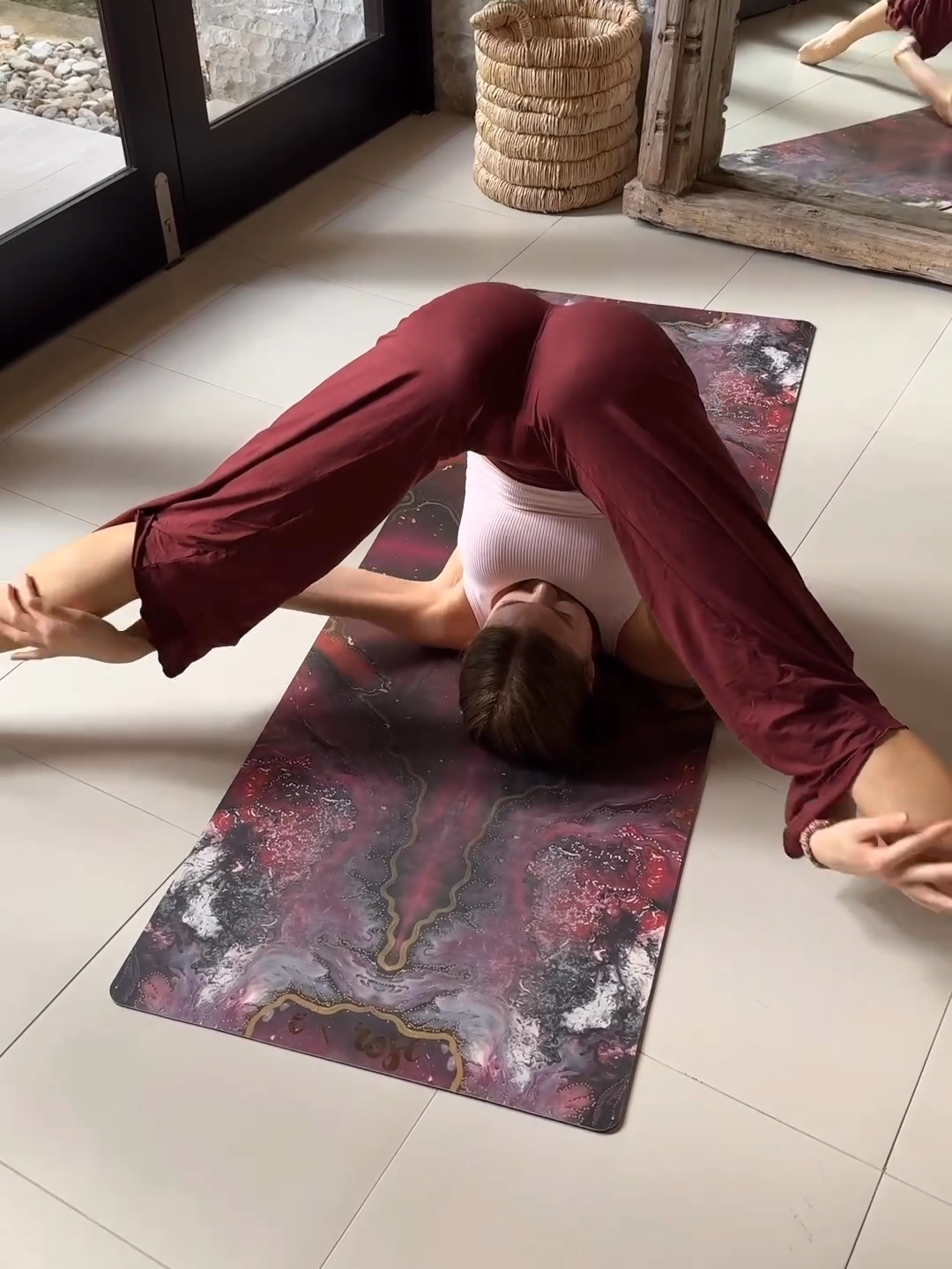 @Mila Sobolov YOGA