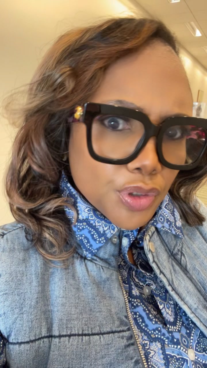 @China_Rochelle