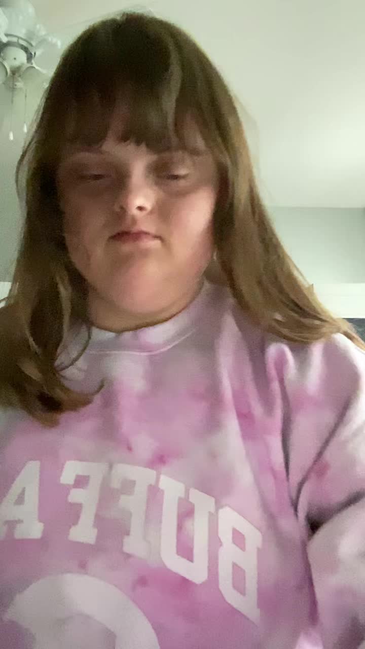@hollywoodhailey