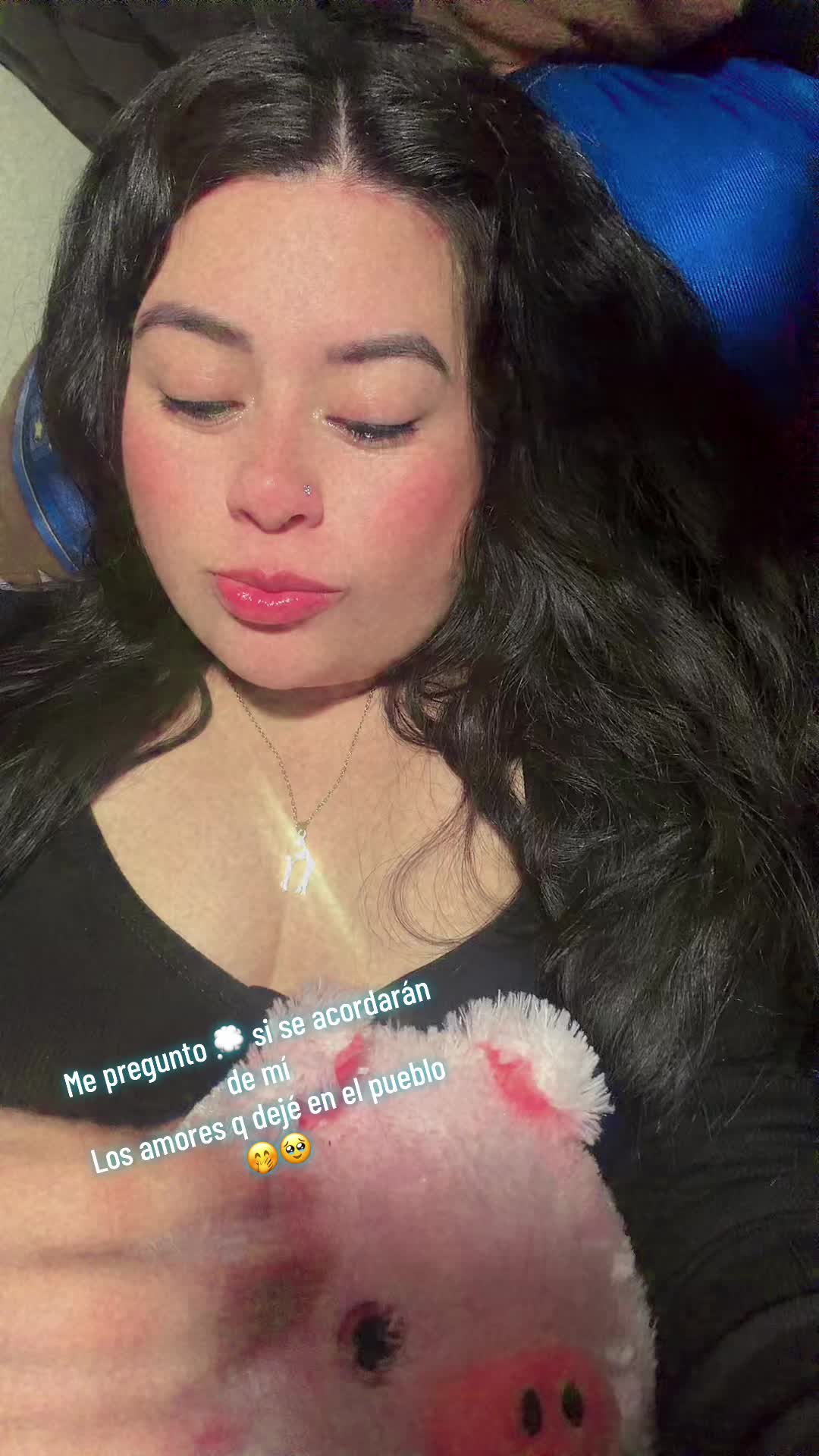 @Flor 🍒🥀🐷🧟♀️