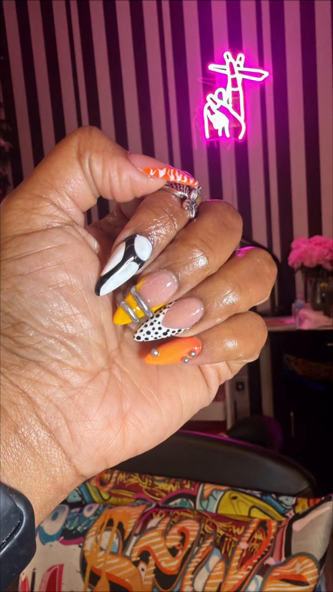 @nailsbycrissyroo