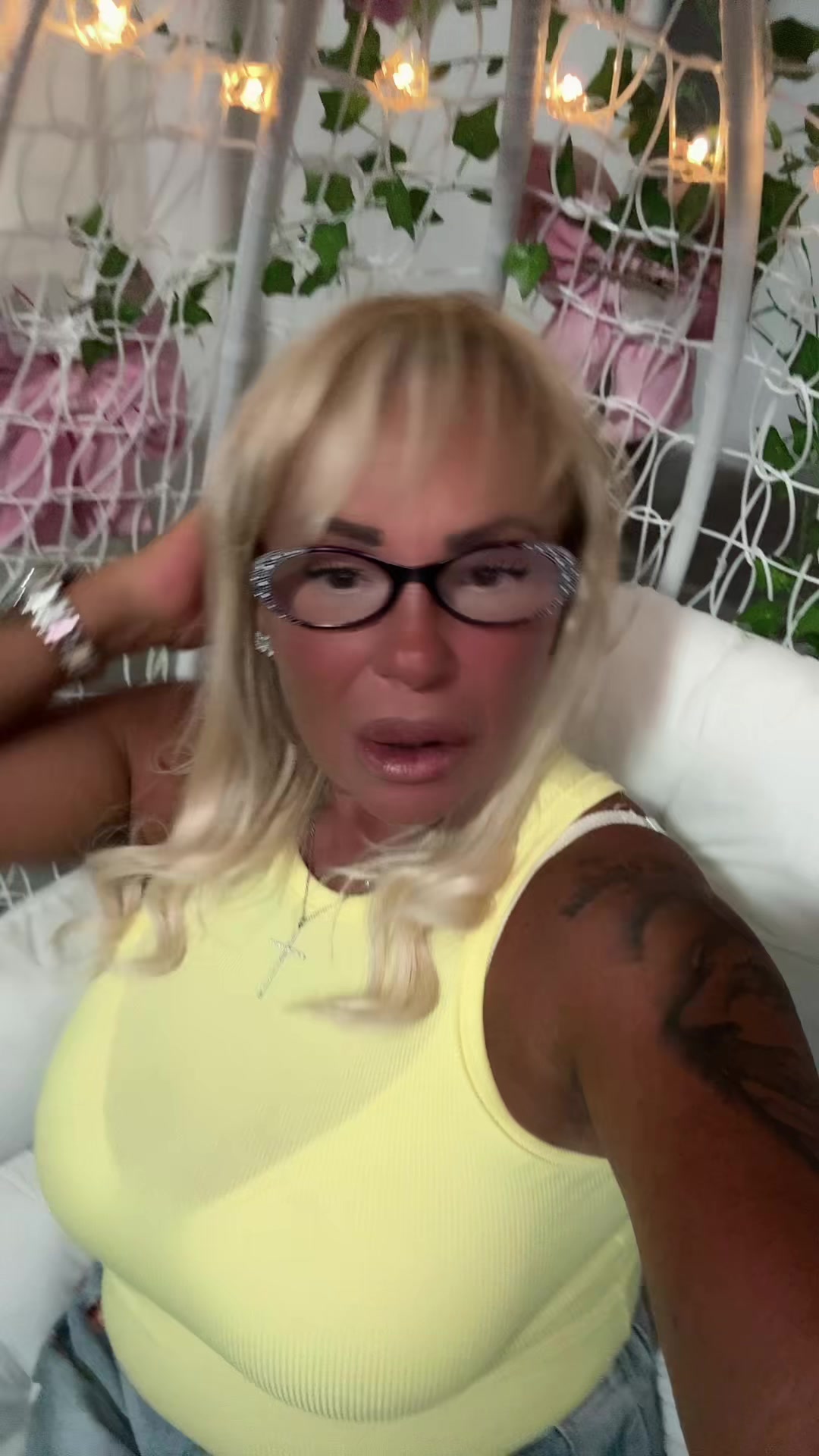 @Angela