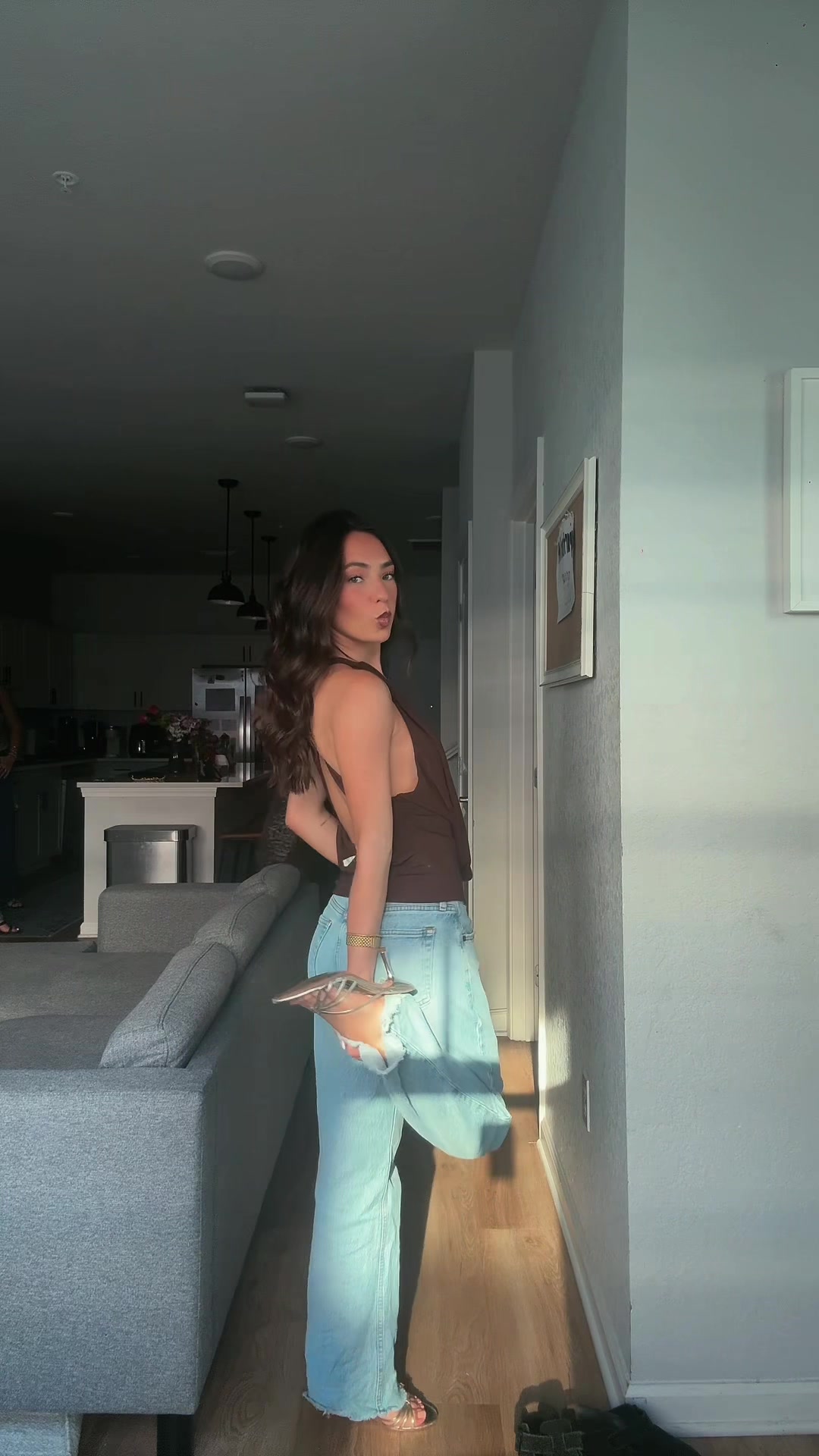 @EM ⋆ ˚。⋆୨୧˚