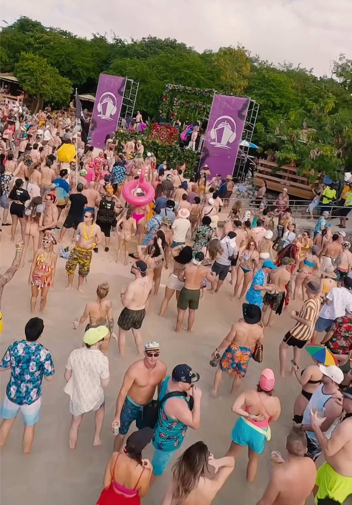 @Groove Cruise