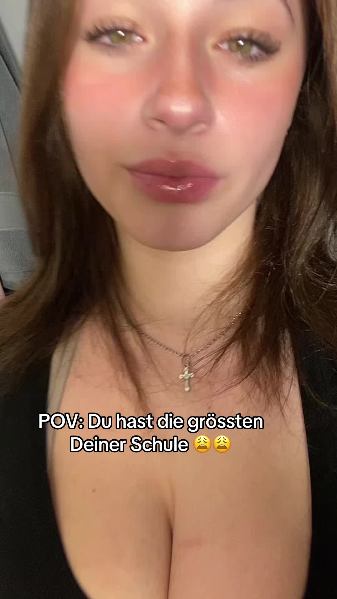 @😺