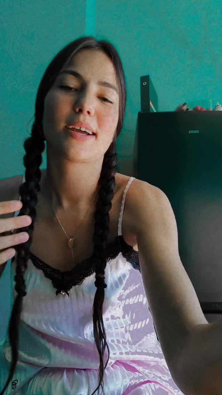 @Ale Alexandra