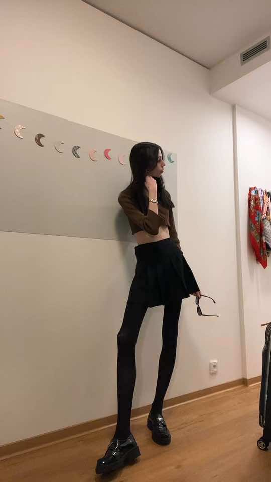 @jeanieefrances