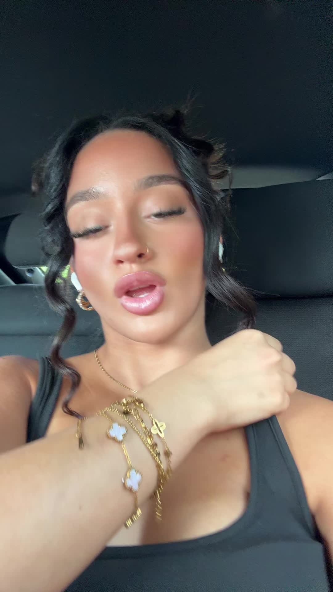@๐‘