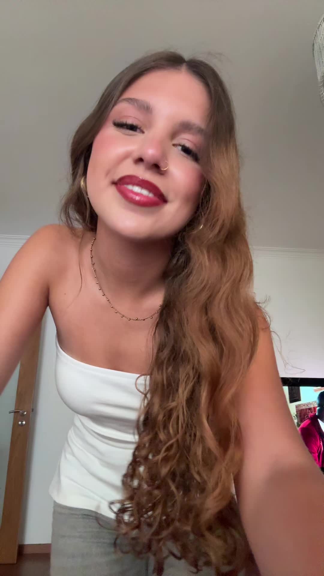 @nês