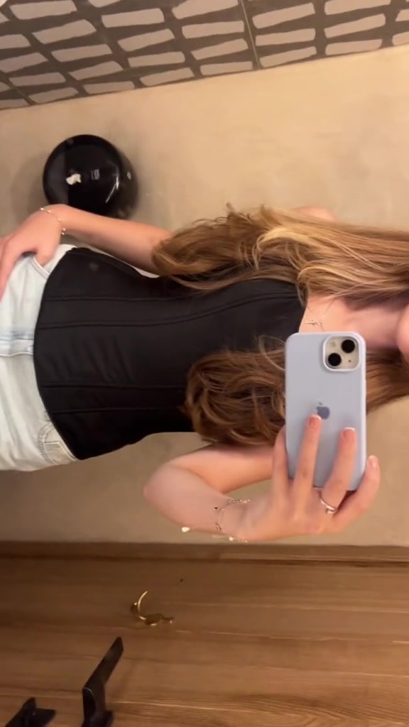 @даша