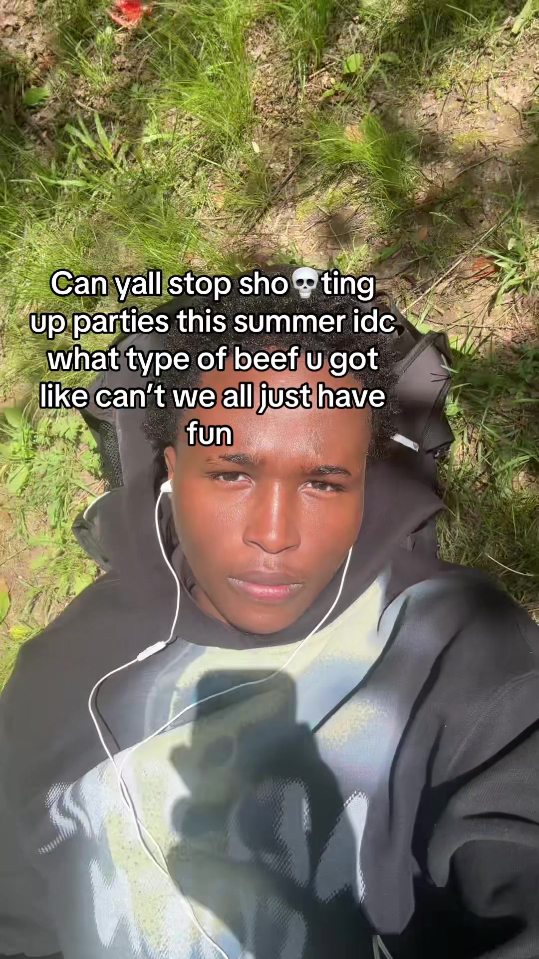 @⃟