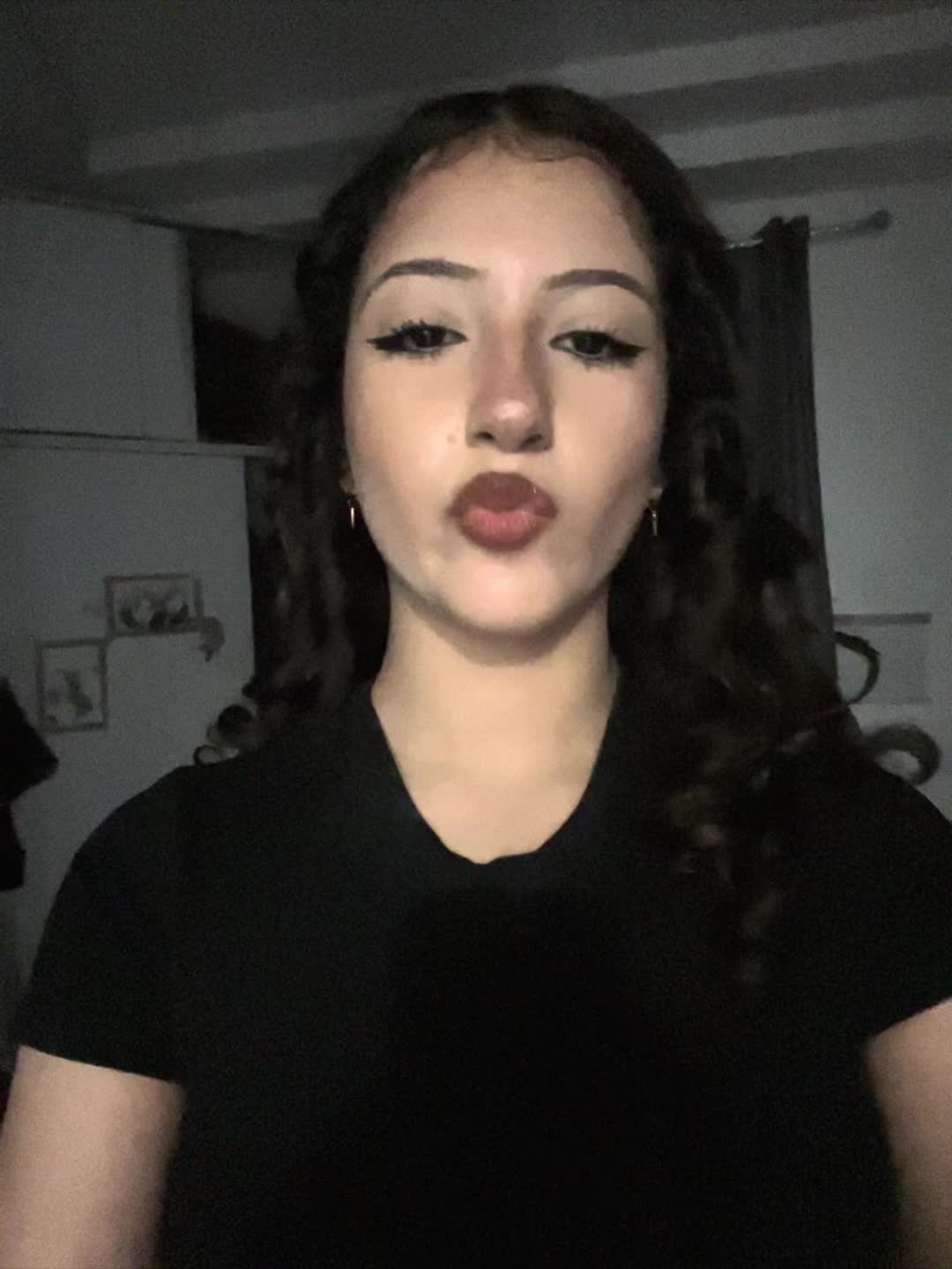 @SpiderWoman🕷️