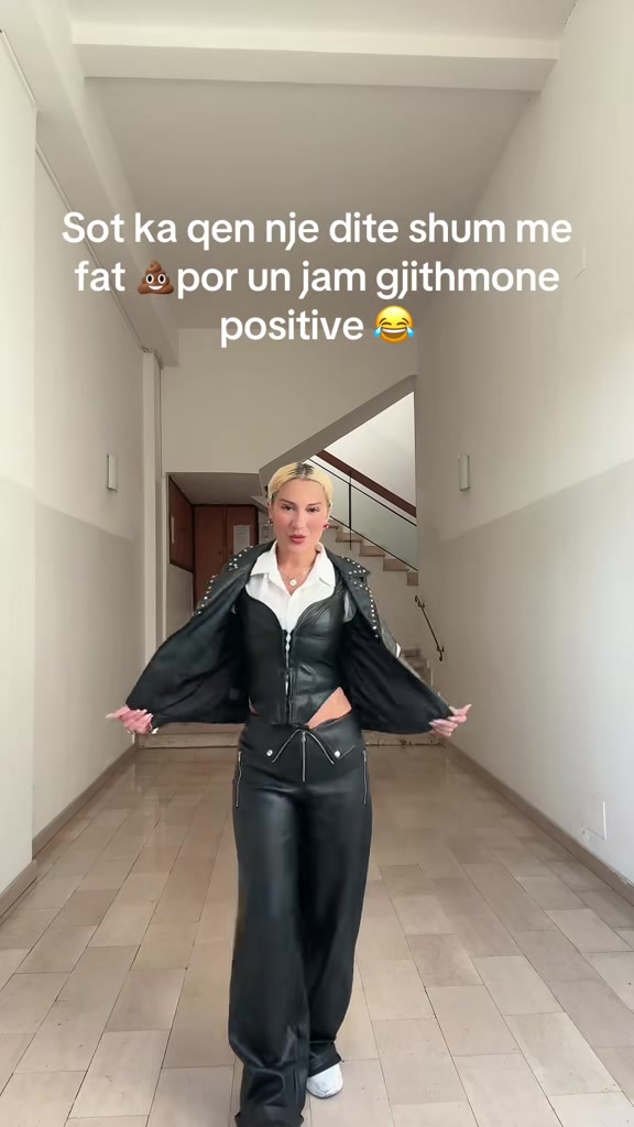 @Ela _entela