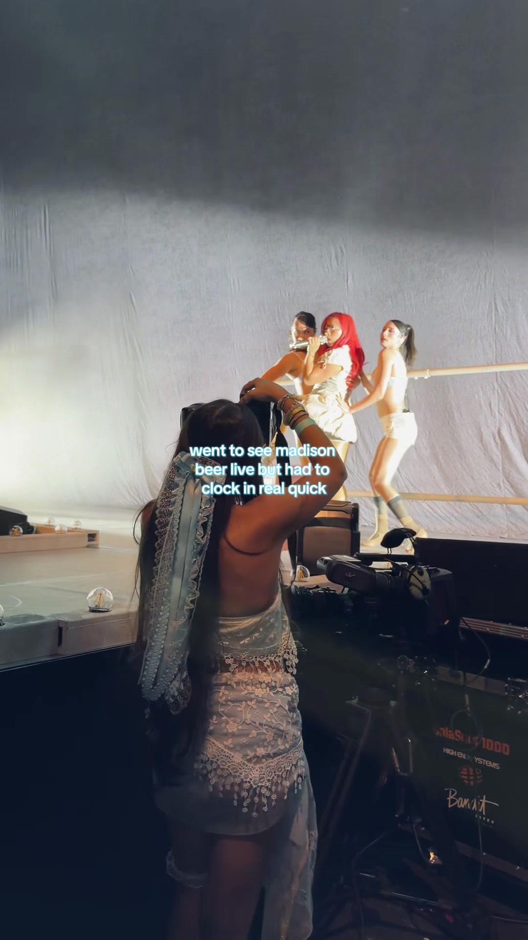 @Bella | CONCERT PHOTOGRAPHER