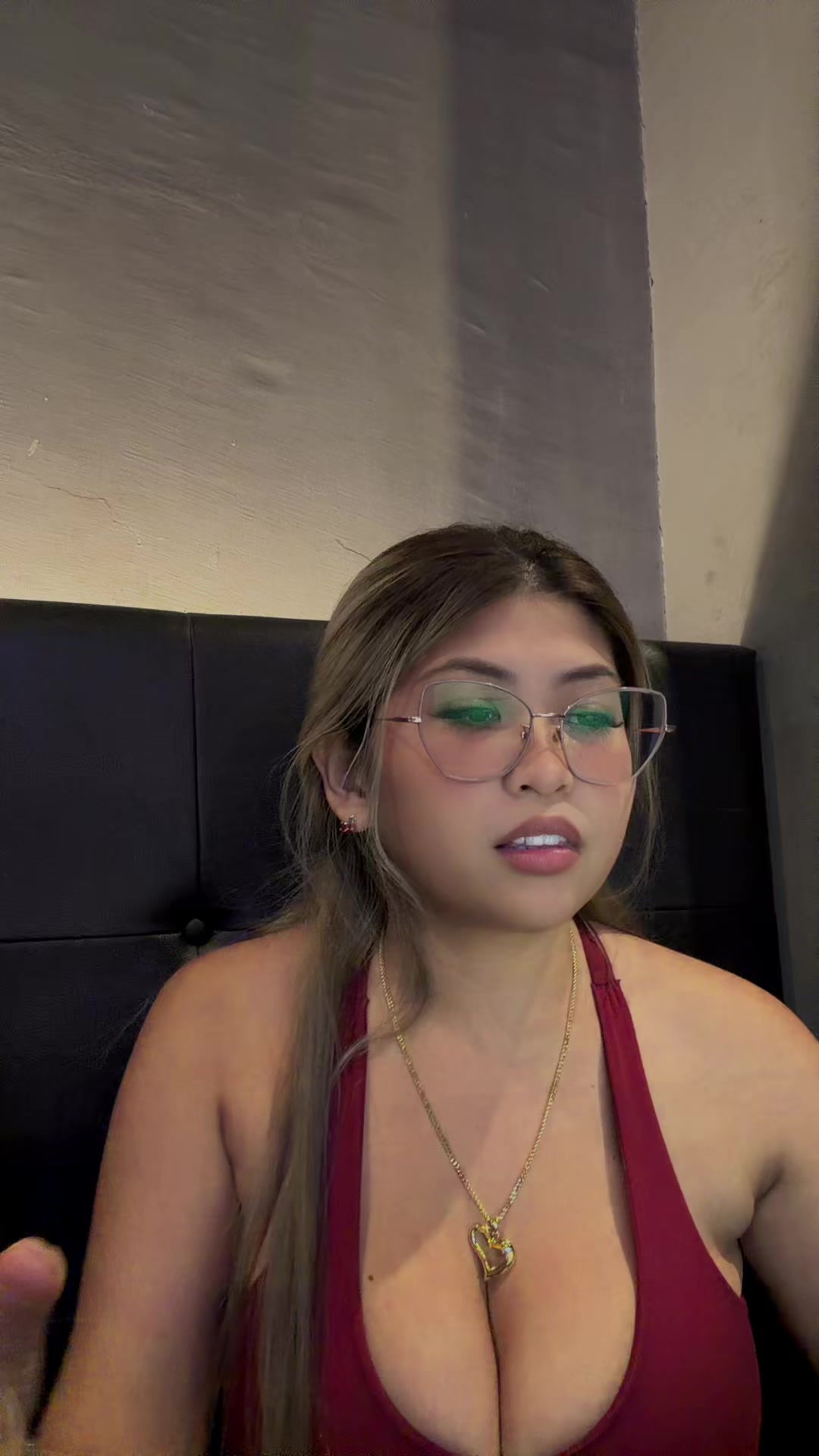 @RoxxieA