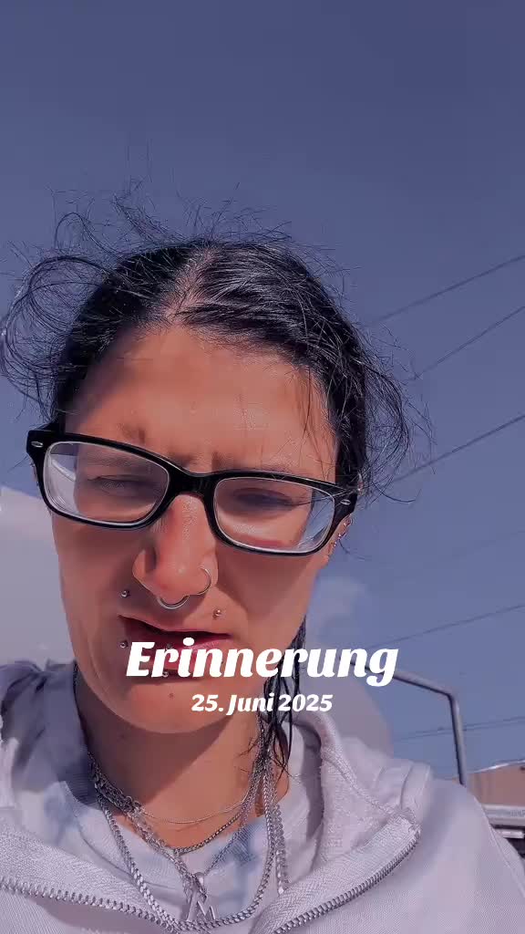 @ellamausi1