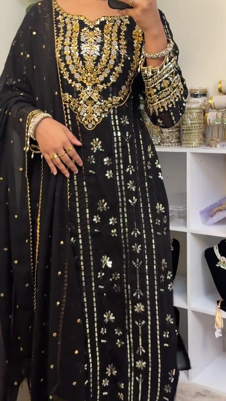 @Desi Ghar Collections