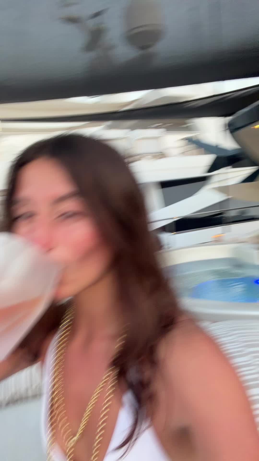 @Victoria