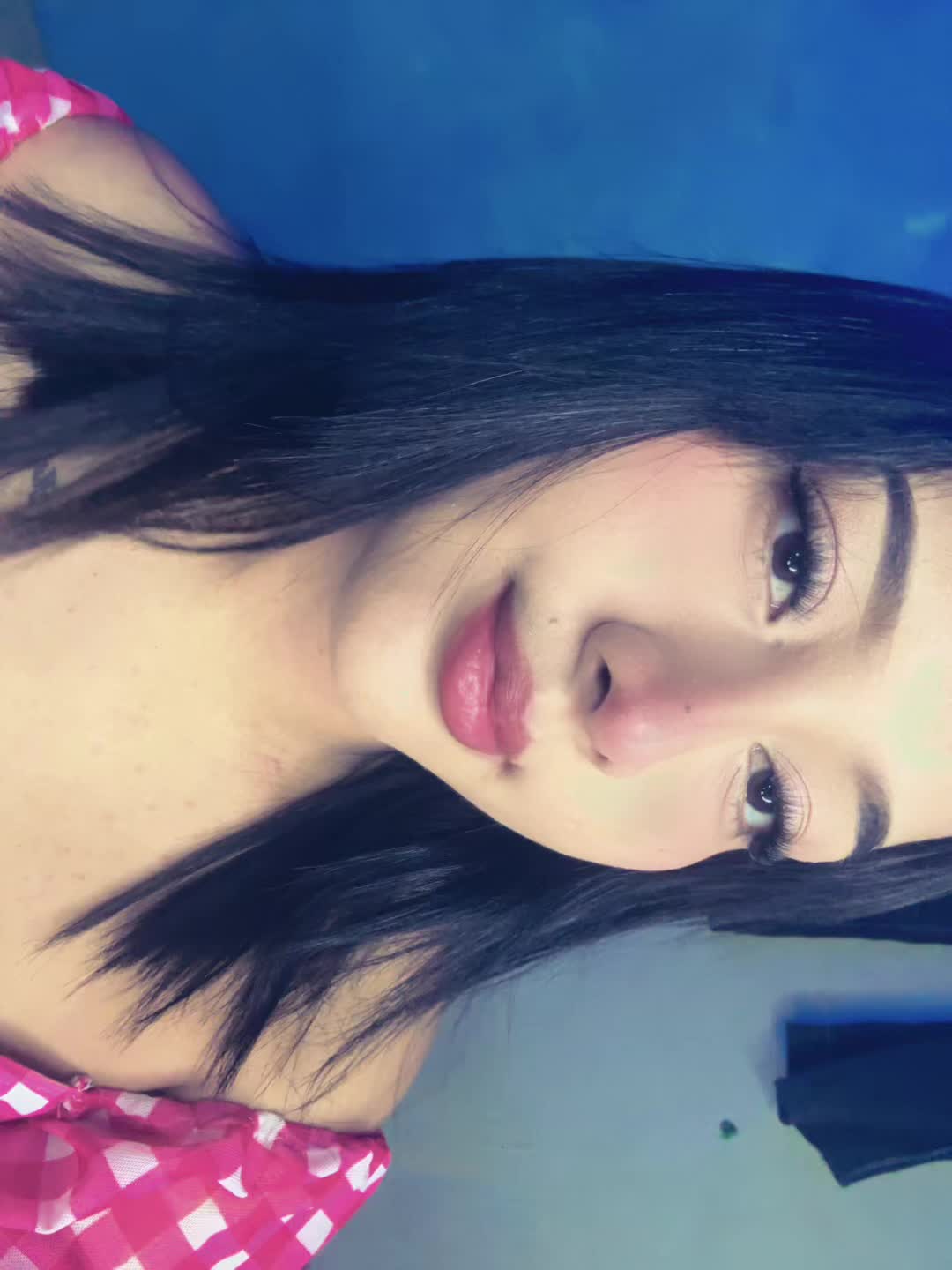 @Mariu_🦦