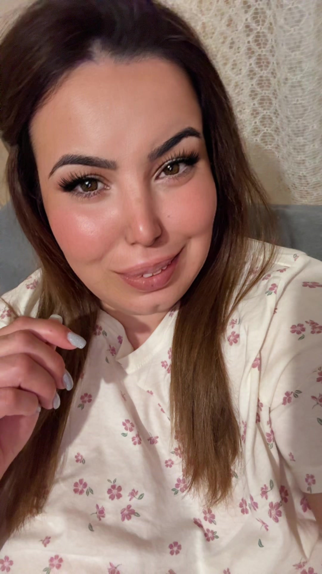 @Jela