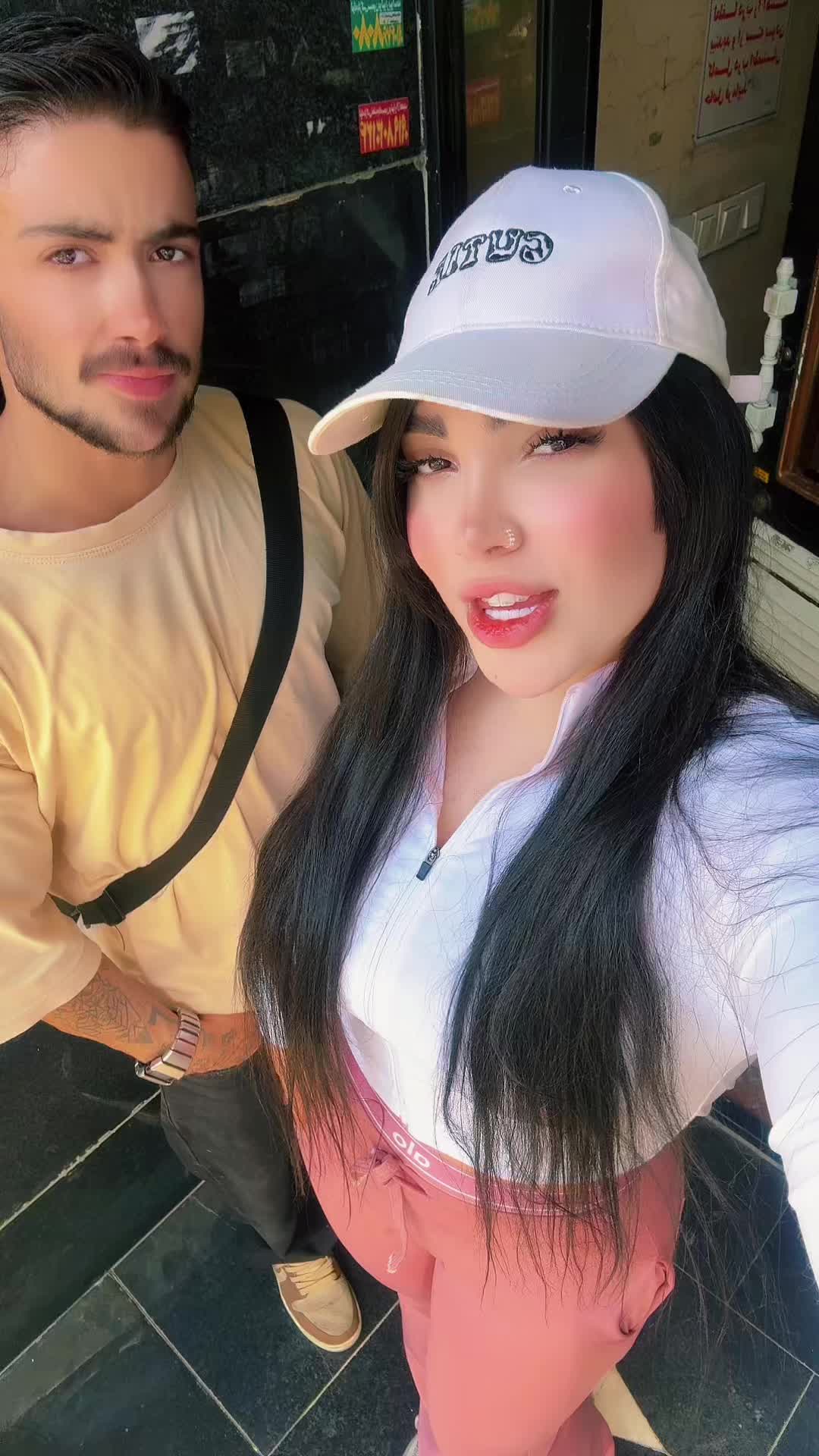 @ferial_nik