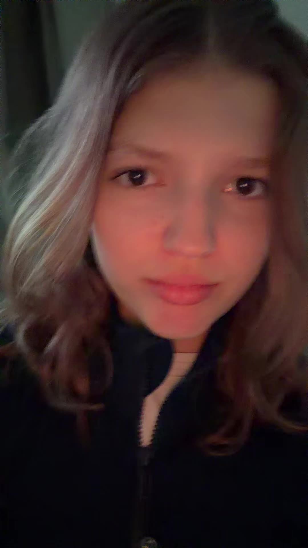 @⃟
