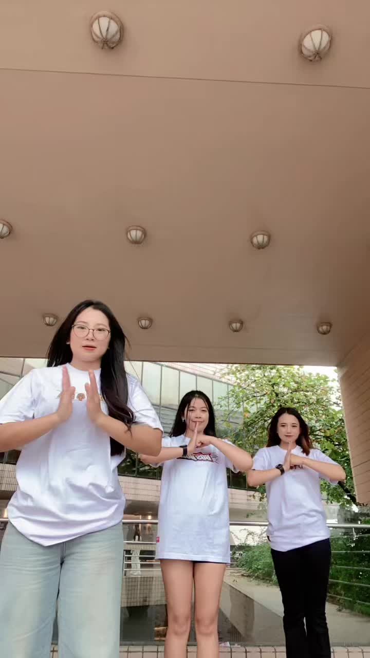 @lindha.hk