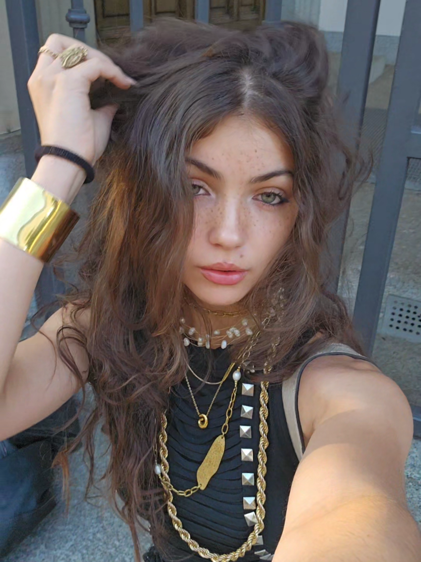 @𝙷𝚊𝚗𝚗𝚊𝚑♡︎