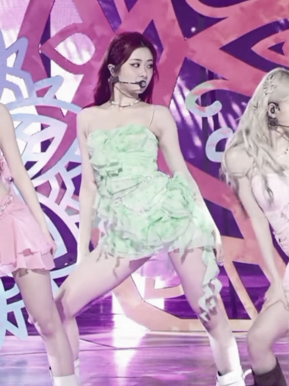 @huh yunjin lover
