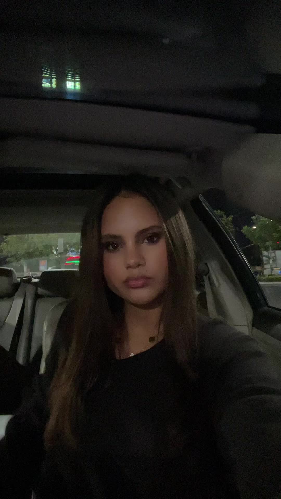 @Isabella