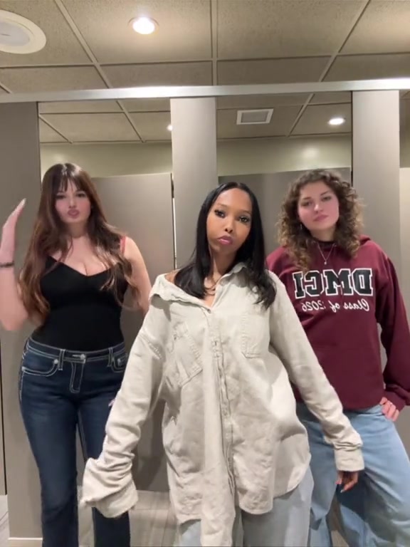 @gaa👅