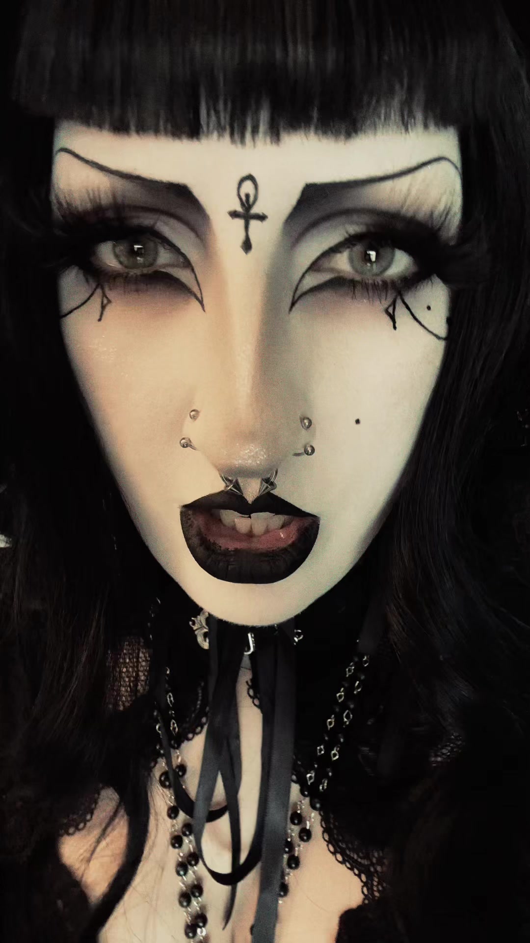 @𝔅𝔦𝒛 ☥🫀