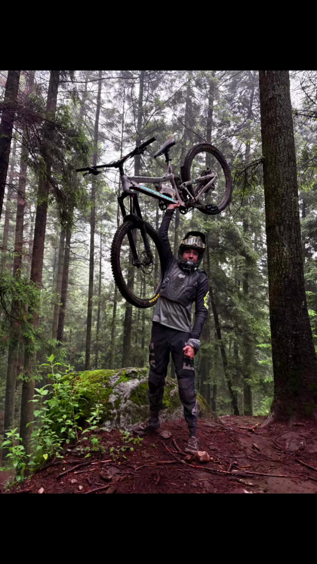 @César Ayala Mountainbiker