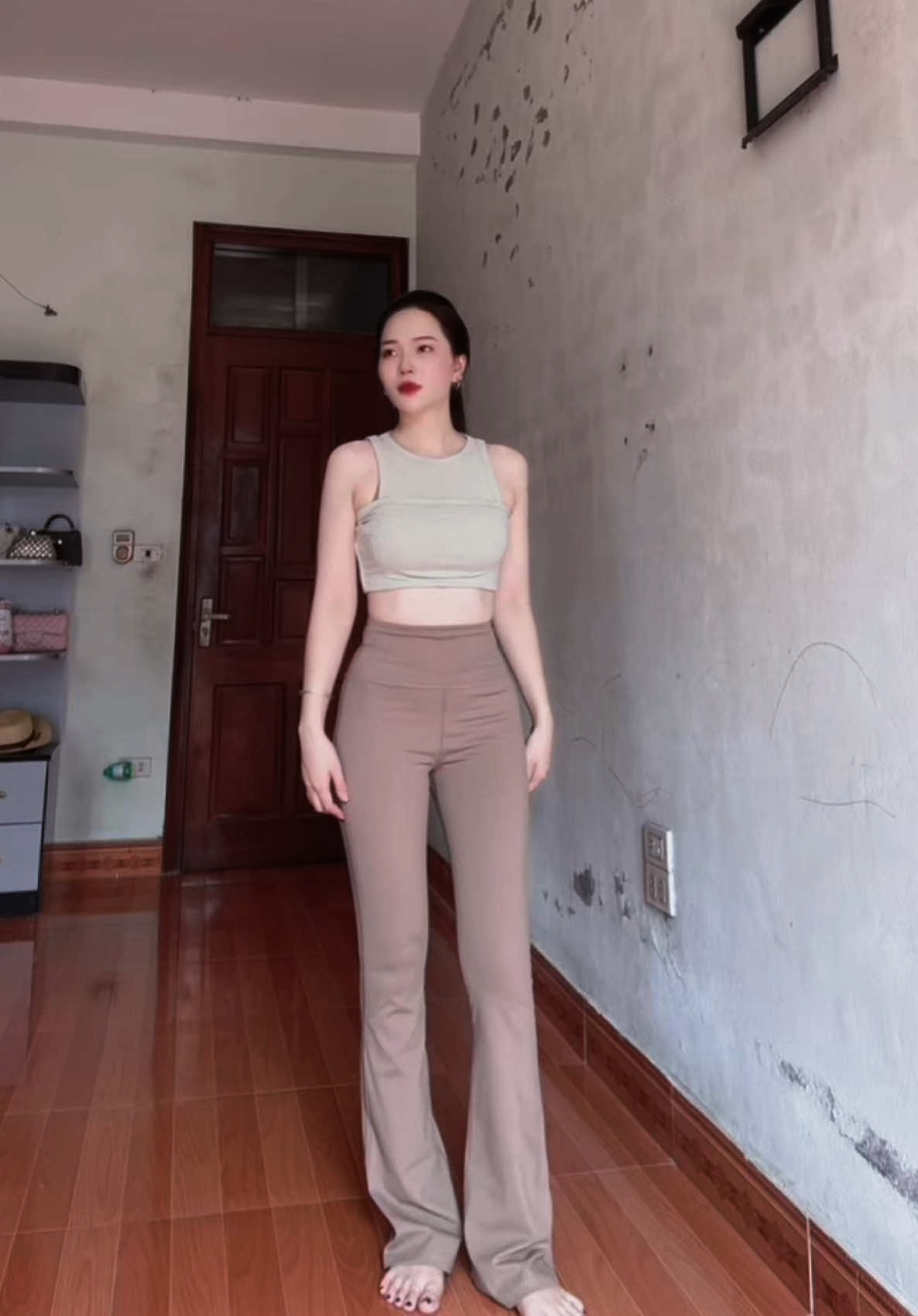 @Nguyệt