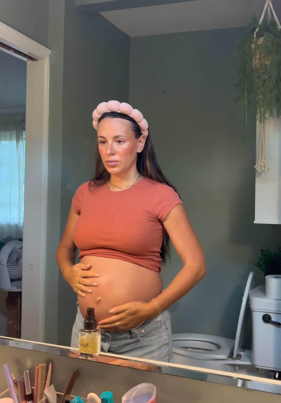 @Ninacbrock