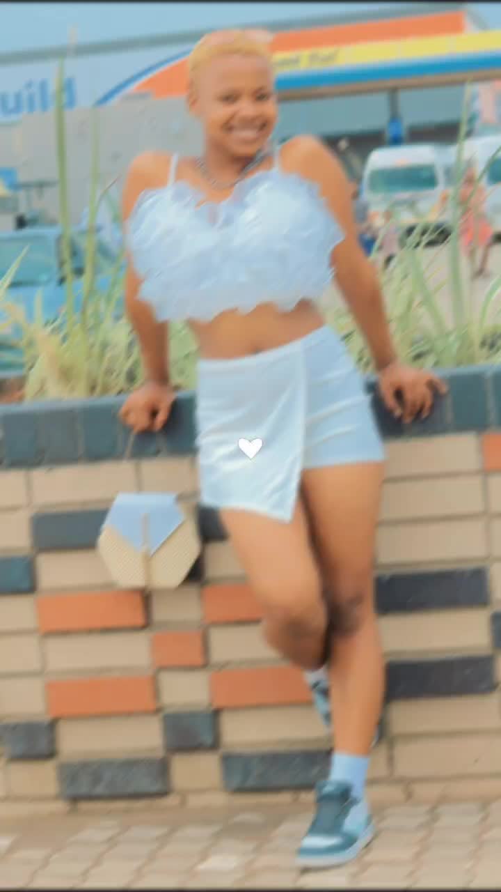 @NeOn246