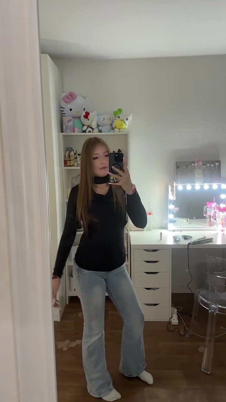 @naomi.zwlsk